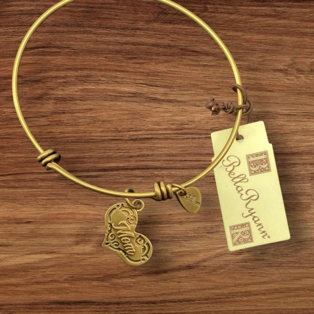 Bella Ryann Mom Expandable Bangle Charm 7" to 9" X 20MM New with Tags 1251